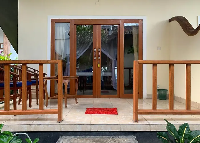 Warung Win Beach & Homestay