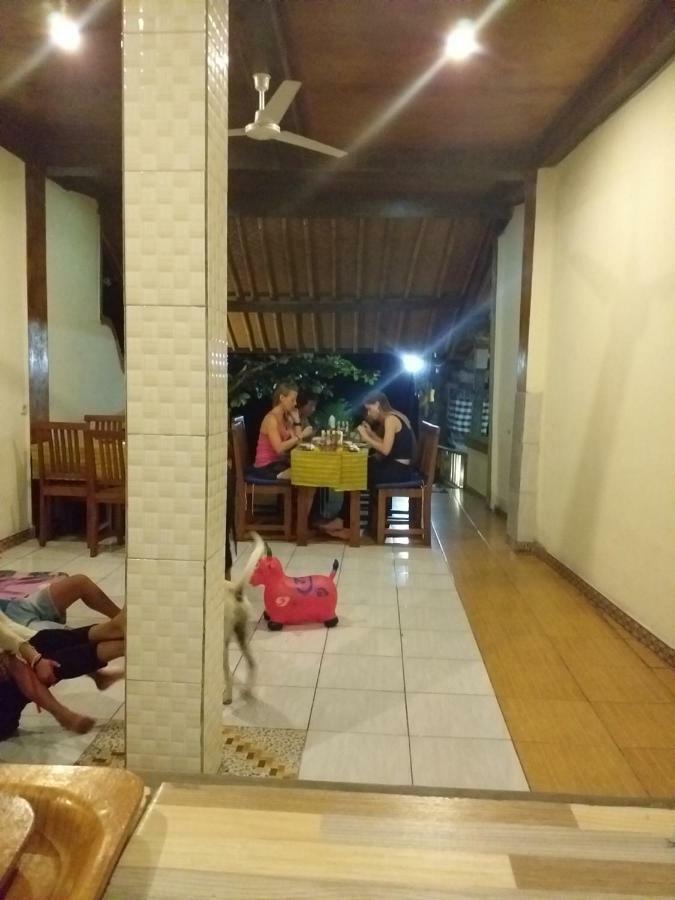 Warung Win & * Amed (Bali)